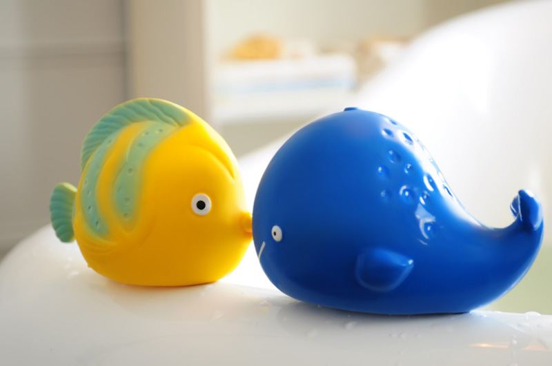 caaocho bath toys